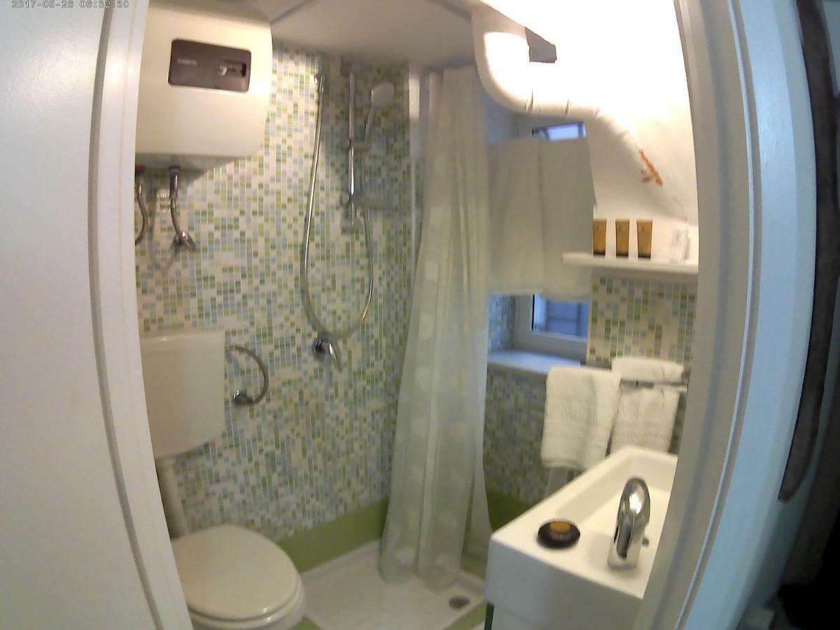 Stazione Marinuzzi Villa Palermo Exteriör bild
